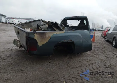 2008 Chevrolet Silverado 1500 Work Truck z USA, uszkodzony, nr VIN 1GCEC14X48Z211476